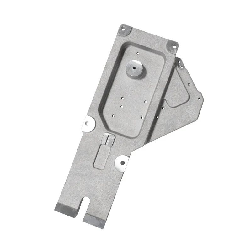 ¿Existen innovaciones en los accesorios mecánicos de la cubierta inferior que utilizan piezas de aluminio fundido por gravedad?